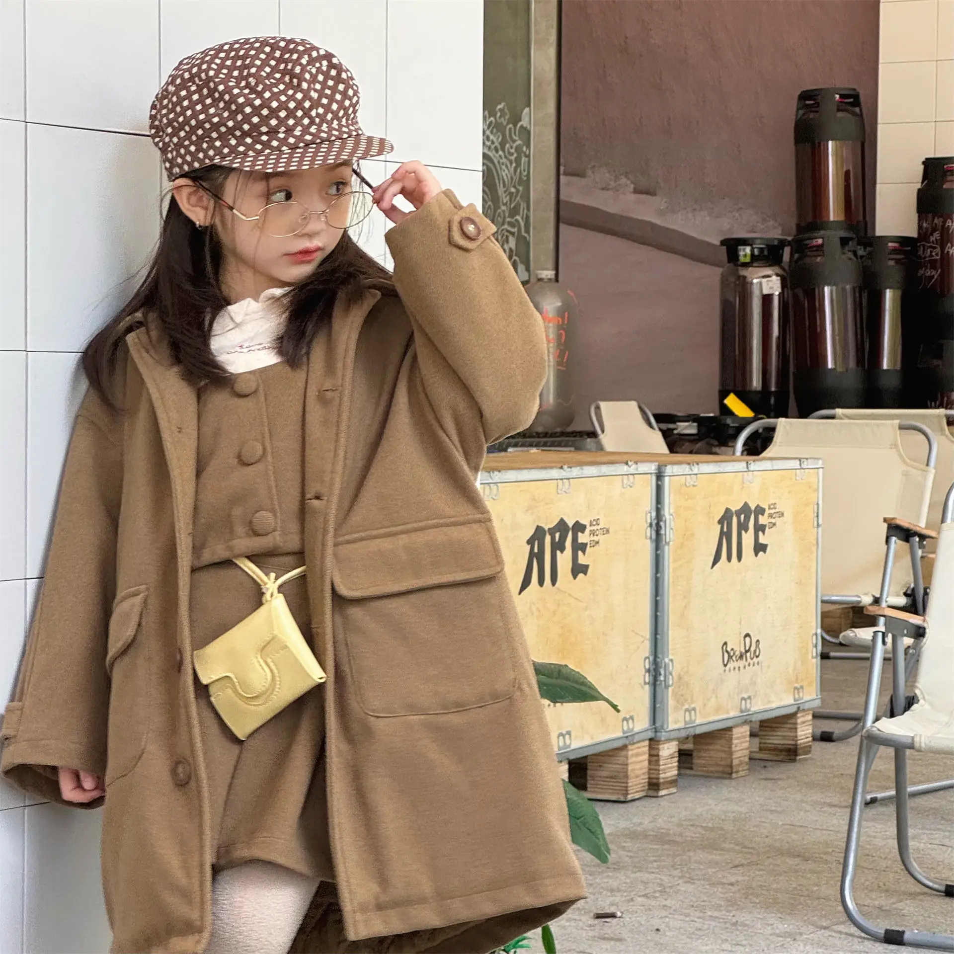 Fashion Girls Padded Jacket Solid Kids Windbreaker Casual Baby Long Sleeve Warm Coat 2025 Winter New Children Thick Woolen Coat
Fashion Girls Padded Jacket Solid Kids Windbreaker Casual Baby Long Sleeve Warm Coat 2025 Winter New Children Thick Woolen Coat