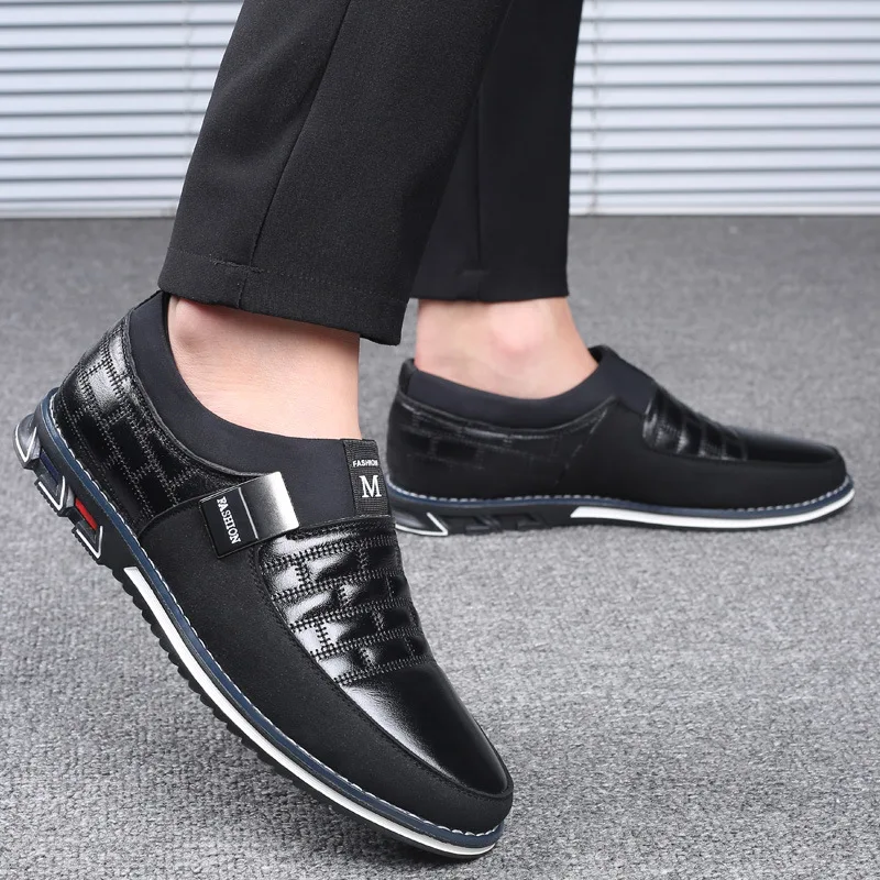 Genuine Leather Men Business Casual Shoes Mens Loafers Moccasins Breathable Slip on Black Driving Shoes Sneakers Plus Size 38-48
Genuine Leather Men Business Casual Shoes Mens Loafers Moccasins Breathable Slip on Black Driving Shoes Sneakers Plus Size 38-48