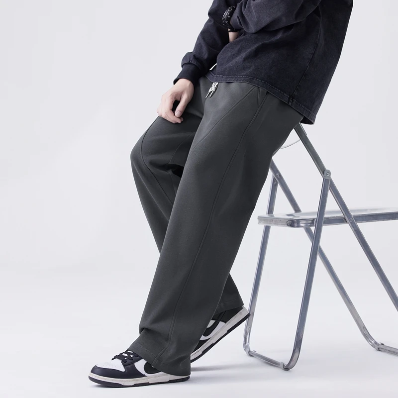 Men's Casual Straight Sports Trousers Hong Kong Style Loose to Wide-footed Trousers
Men's Casual Straight Sports Trousers Hong Kong Style Loose to Wide-footed Trousers