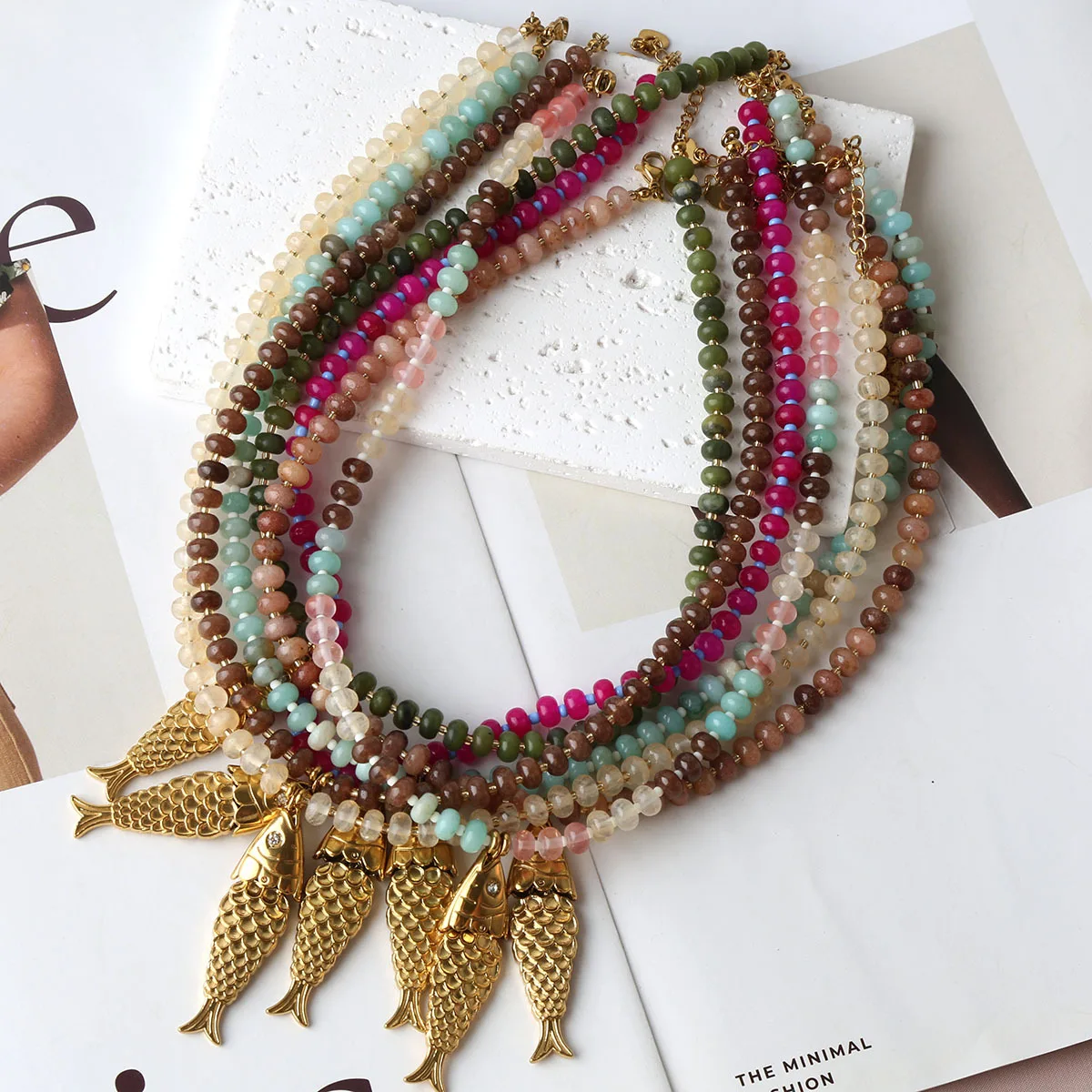 Bohemian Summer Spring Colorful Natural Stone Beaded Necklace For Women Stainless Steel Fish Shape Pendant Beach Vacation Jewelr
Bohemian Summer Spring Colorful Natural Stone Beaded Necklace For Women Stainless Steel Fish Shape Pendant Beach Vacation Jewelr