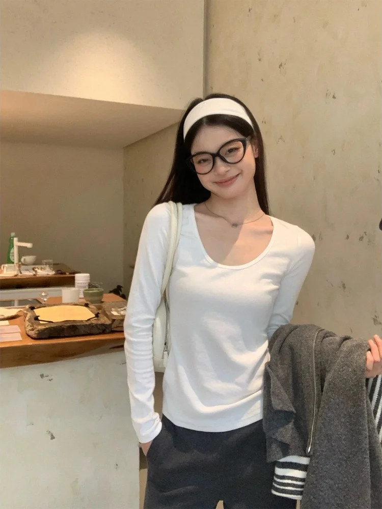 Women's Long Sleeve U-Neck Base Shirt 95 Cotton Slim Fit Color Shoulder T-Shirt Inner Wear Top Large Size Spring Autumn
Women's Long Sleeve U-Neck Base Shirt 95 Cotton Slim Fit Color Shoulder T-Shirt Inner Wear Top Large Size Spring Autumn