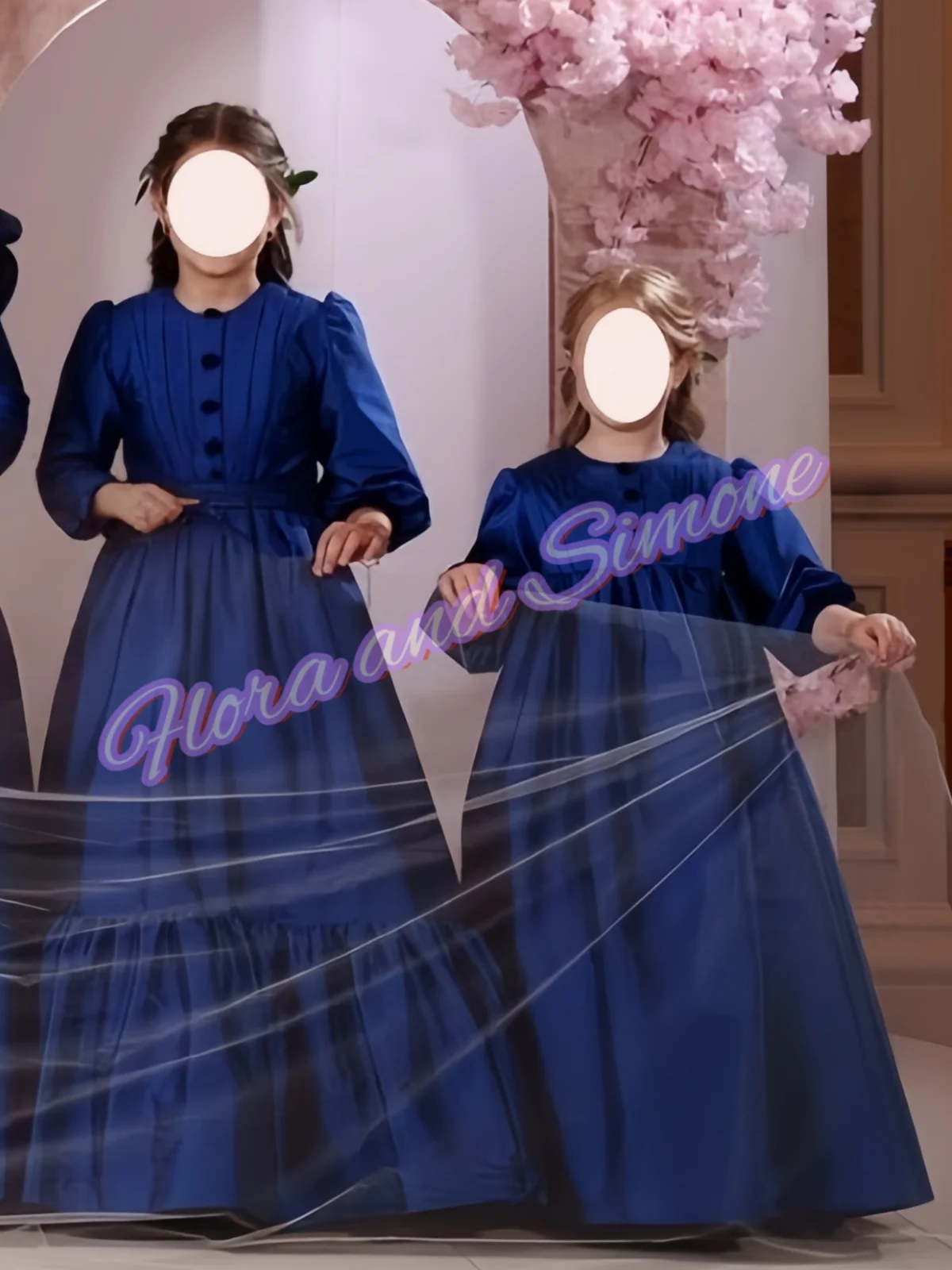 Blue A-line Girls Gowns Elegant High Neck 3/4 Sleeve Bridesmaid Dresses for Wedding Teens Pleated Satin Formal Dress Customized
Blue A-line Girls Gowns Elegant High Neck 3/4 Sleeve Bridesmaid Dresses for Wedding Teens Pleated Satin Formal Dress Customized