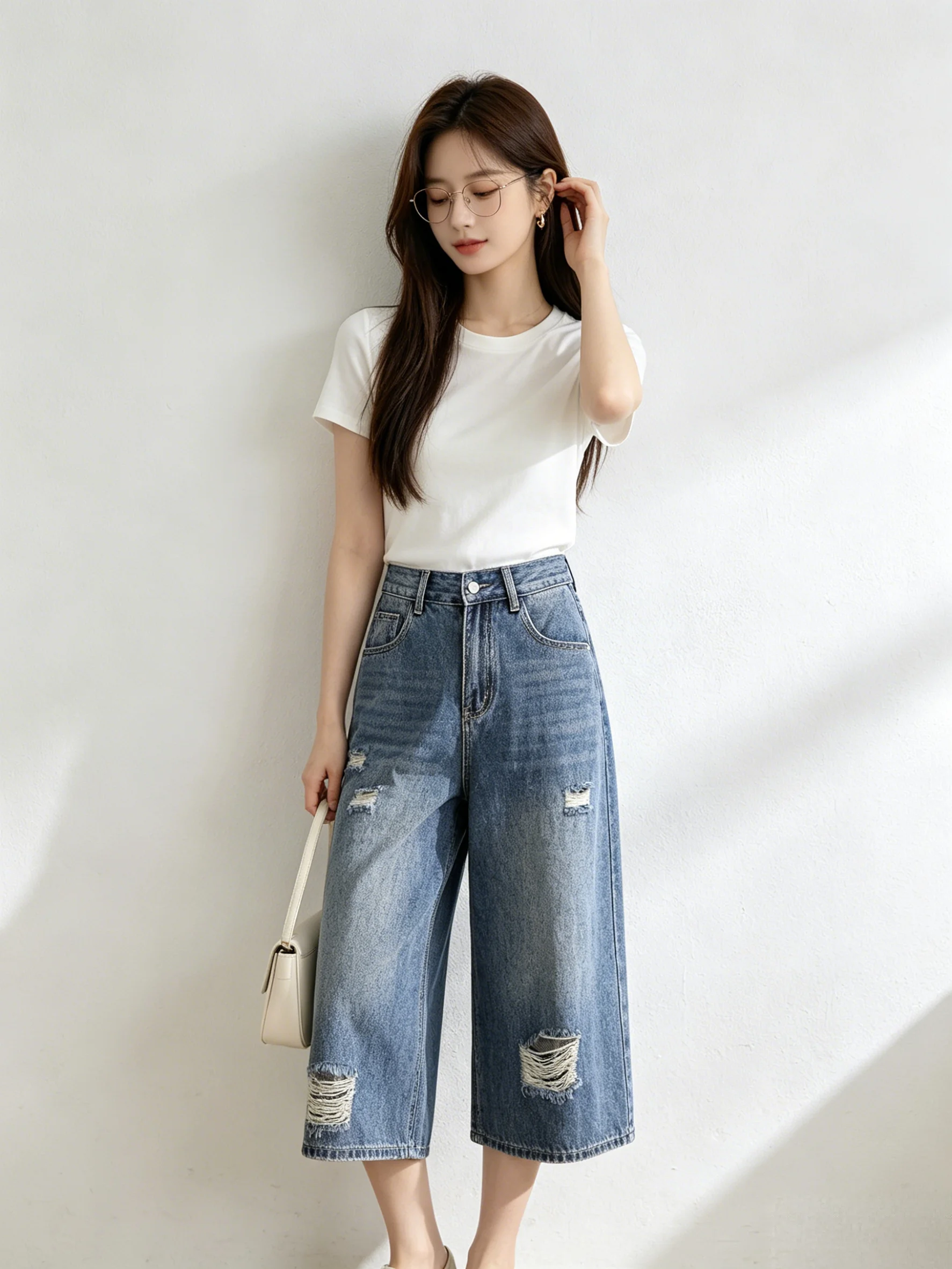Summer Commuter Style Soft Denim Wide Leg Pants Tear Design Age Reduction Sensation Seven Parts Pants Skin-friendly Ladies Jeans
Summer Commuter Style Soft Denim Wide Leg Pants Tear Design Age Reduction Sensation Seven Parts Pants Skin-friendly Ladies Jeans