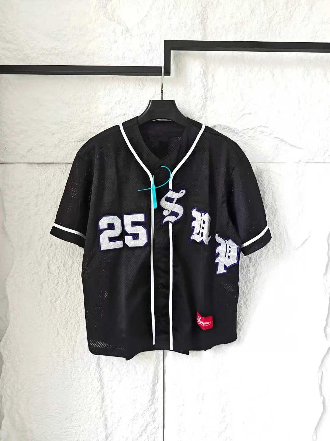 Cleanfit American Style Old English Baseball Jersey Short Sleeve Eyelet Embroidery T-Shirt Loose Fit Breathable Summer Wear
Cleanfit American Style Old English Baseball Jersey Short Sleeve Eyelet Embroidery T-Shirt Loose Fit Breathable Summer Wear