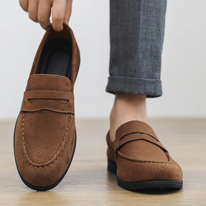 New Classics Men's Suede Slip On Loafers Preppy Lightweight Breathable Flats Non Slip Daily Fashion Casual Outdoor Sneakers
New Classics Men's Suede Slip On Loafers Preppy Lightweight Breathable Flats Non Slip Daily Fashion Casual Outdoor Sneakers