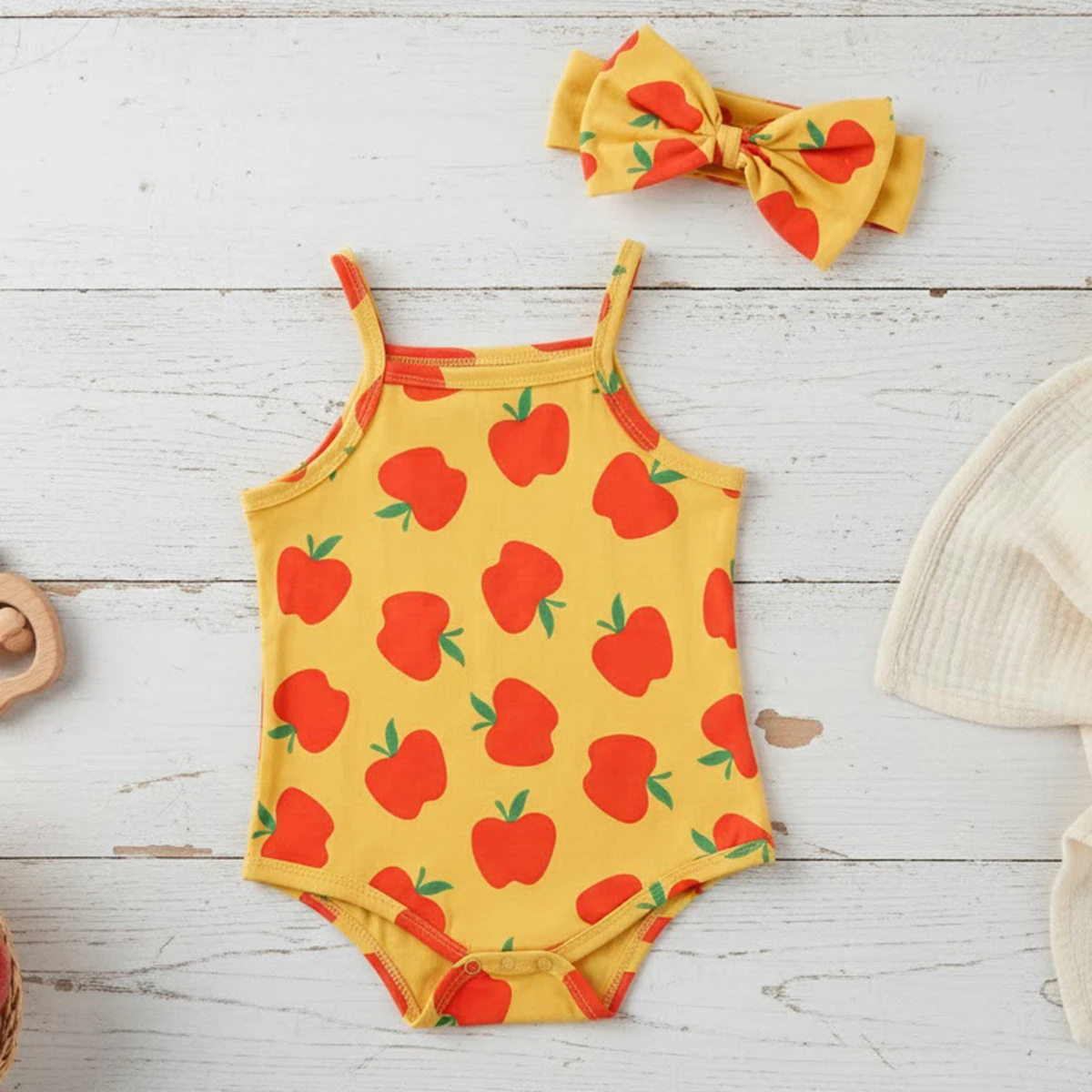 Cute Infants Strap Clothing Sweet Baby Girls Bodysuit Fruit Summer Onesies with Headband
Cute Infants Strap Clothing Sweet Baby Girls Bodysuit Fruit Summer Onesies with Headband