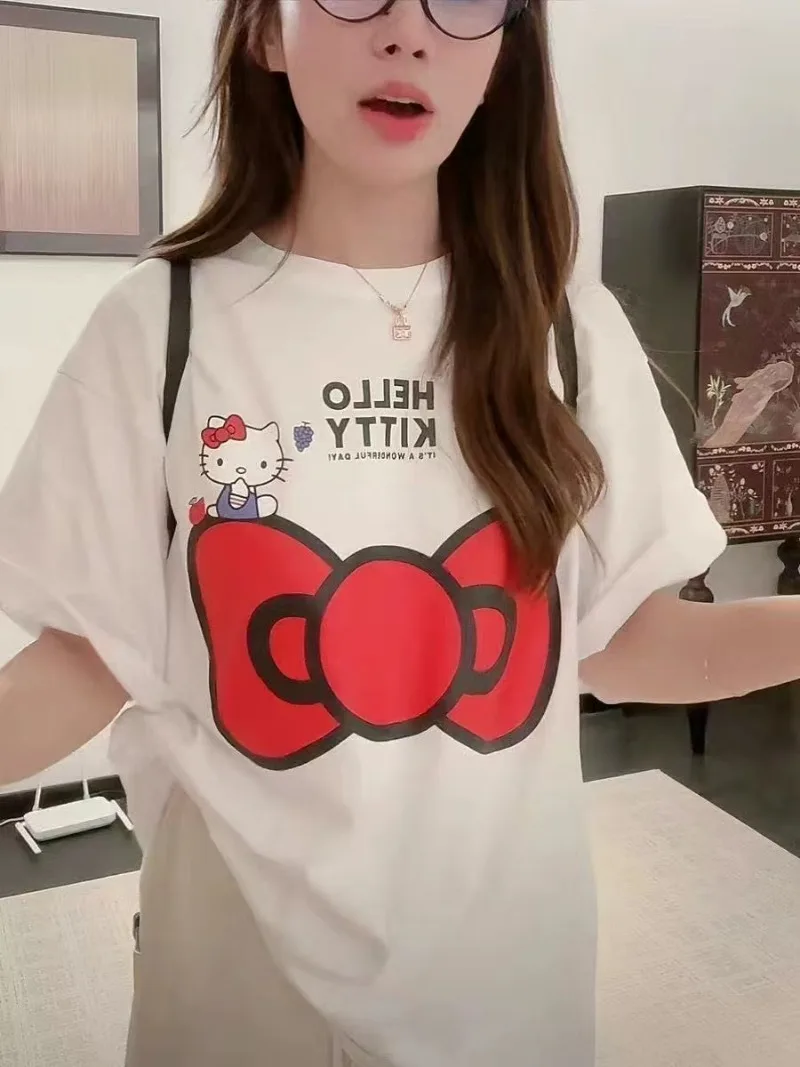 Cute Big Bow Hello Kitty Print Top Summer Versatile Loose White Short Sleeved Graphic T Shirts Women Harajuku Oversized T Shirt
Cute Big Bow Hello Kitty Print Top Summer Versatile Loose White Short Sleeved Graphic T Shirts Women Harajuku Oversized T Shirt