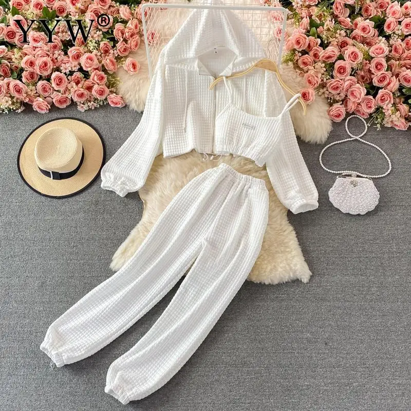 2024 Women Casual Sets 3 Piece Hooded Full Sleeve Top + Trousers Pants White Autumn New Sport Tracksuits Live At Home Outfits
2024 Women Casual Sets 3 Piece Hooded Full Sleeve Top + Trousers Pants White Autumn New Sport Tracksuits Live At Home Outfits