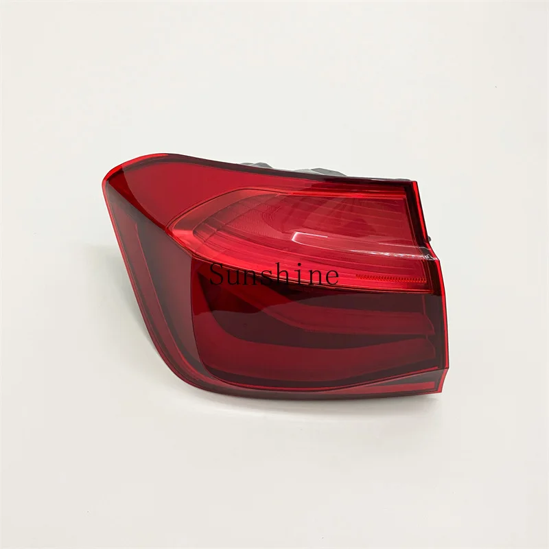 STZT 63217369117 63217369118 tail light bend, suitable for Bao 3 series F30 F35
STZT 63217369117 63217369118 tail light bend, suitable for Bao 3 series F30 F35