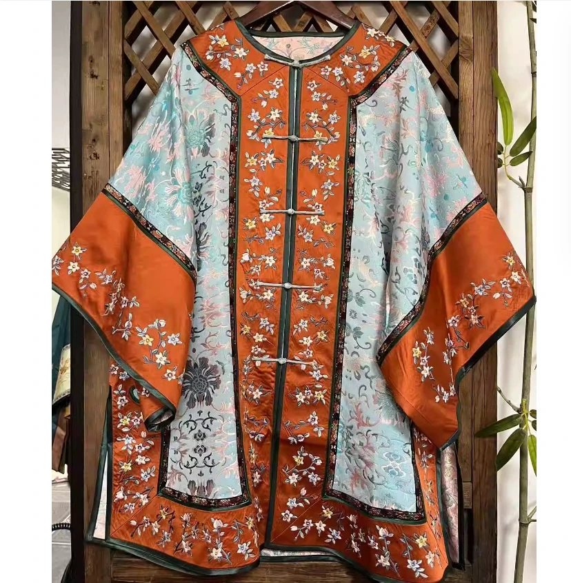Новый оригинальный женский плащ Hanfu и Qinghan Dynasty, средний открытый, круглый вырез в стиле ретро Song Jin, тяжелая вышивка для девочек
Новый оригинальный женский плащ Hanfu и Qinghan Dynasty, средний открытый, круглый вырез в стиле ретро Song Jin, тяжелая вышивка для девочек