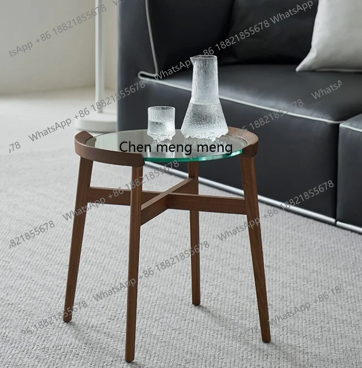 North American black walnut tea table Italian minimalist round side table household living room solid wood small side table
North American black walnut tea table Italian minimalist round side table household living room solid wood small side table