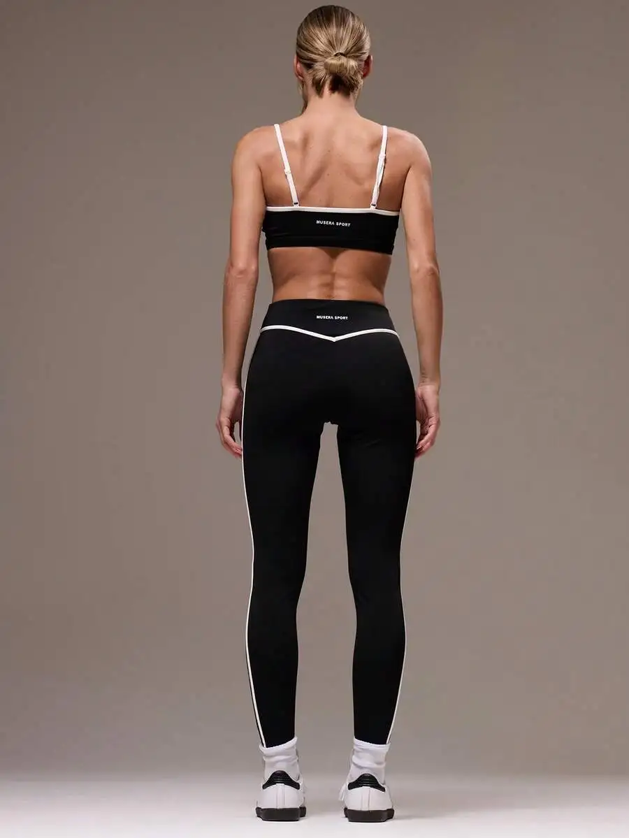 Women Contrast Binding Sports Bra And Leggings Set For Gym Fitness
Women Contrast Binding Sports Bra And Leggings Set For Gym Fitness