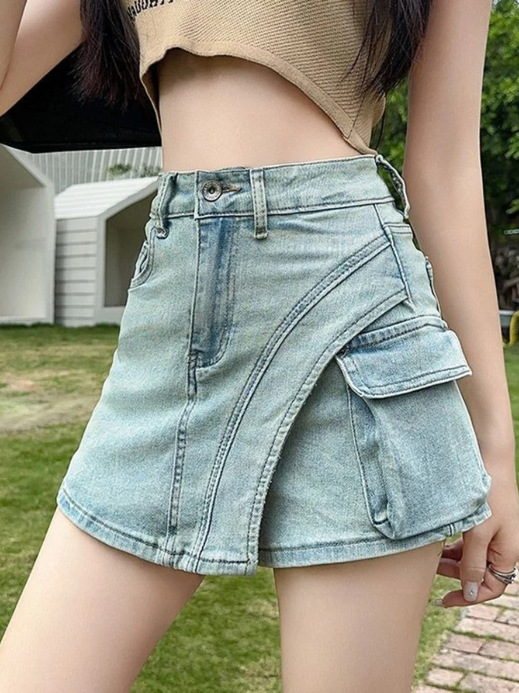  Летняя новинка: женская джинсовая юбка с высокой талией, короткая, А-силуэт, асимметричная, винтажная, с эффектом потертости, стройнящая, для стильных девушек, уникальный дизайн
Летняя новинка: женская джинсовая юбка с высокой талией, короткая, А-силуэт, асимметричная, винтажная, с эффектом потертости, стройнящая, для стильных девушек, уникальный дизайн 