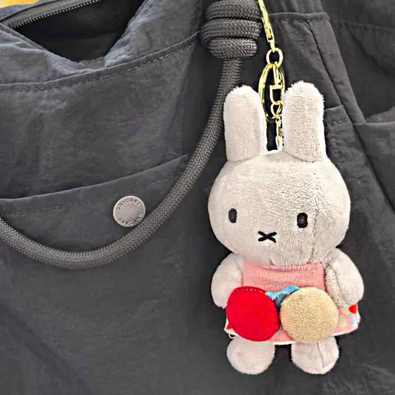 Новый кулон Miffy Kawaii мультфильм плюшевая игрушка брелок фруктовая серия вишня Miffy кролик кулон сумка украшение Ragdoll куклы подарок
Новый кулон Miffy Kawaii мультфильм плюшевая игрушка брелок фруктовая серия вишня Miffy кролик кулон сумка украшение Ragdoll куклы подарок