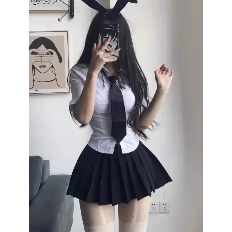 Spicy Girl Uniform Suit Student Daily Japanese JK Uniform Set Women Long Sleeved Slim White Shirt Mini Pleated Skirt Summer
Spicy Girl Uniform Suit Student Daily Japanese JK Uniform Set Women Long Sleeved Slim White Shirt Mini Pleated Skirt Summer