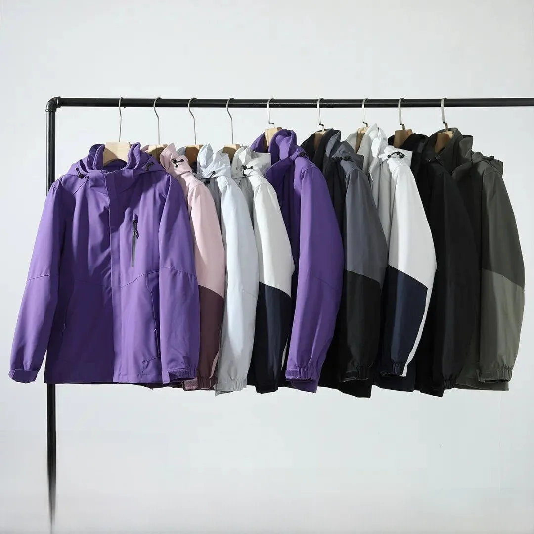 Всепогодная серия, многофункциональная мужская футболка-в-одному, съемное водонепроницаемое осенне-зимнее уличное пальто на молнии...
Всепогодная серия, многофункциональная мужская футболка-в-одному, съемное водонепроницаемое осенне-зимнее уличное пальто на молнии...