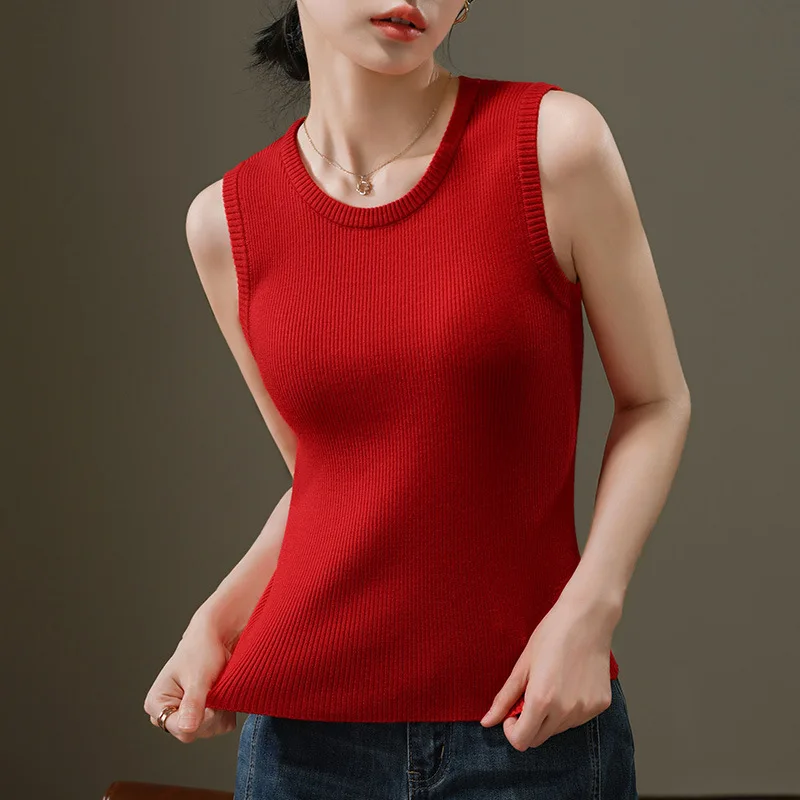 Women's thin knitted base shirt2025New autumn women's clothing, solid color round-neck camisole, elegant inner top
Women's thin knitted base shirt2025New autumn women's clothing, solid color round-neck camisole, elegant inner top