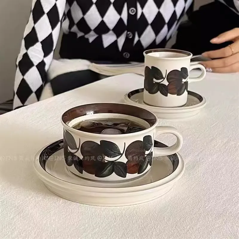 Chinese Style Ceramic Coffee Cup Disc Brown Hand-Drawn Sea Anemone Latte Coffee Cup Retro French Style Afternoon Tea Cup Disc
Chinese Style Ceramic Coffee Cup Disc Brown Hand-Drawn Sea Anemone Latte Coffee Cup Retro French Style Afternoon Tea Cup Disc