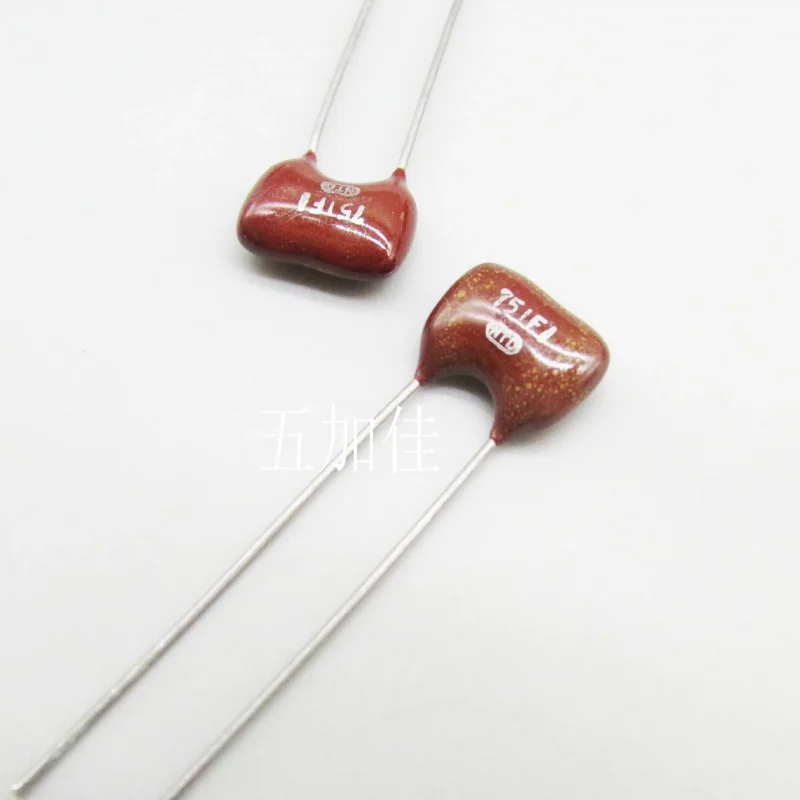 10-100pcs 751F1 imported from the United States 500V750PF 1% fever audio silver mica capacitor with a pin distance of 6.5mm
10-100pcs 751F1 imported from the United States 500V750PF 1% fever audio silver mica capacitor with a pin distance of 6.5mm