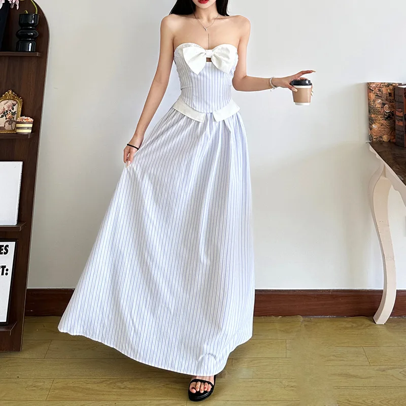 Fashion 2025 Summer New Women's Clothing French Style Waist, Striped Skirt, And Slimming
Fashion 2025 Summer New Women's Clothing French Style Waist, Striped Skirt, And Slimming