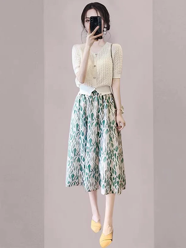 Fashionable Summer 2026 Women's Ensemble Elegant Skirt Professional Two-Piece Set Youthful Short Sleeve T-Shirt Commute ...
Fashionable Summer 2026 Women's Ensemble Elegant Skirt Professional Two-Piece Set Youthful Short Sleeve T-Shirt Commute ...