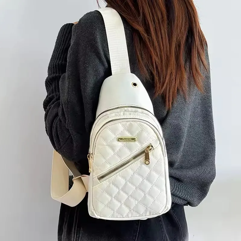 Minimalist Large-Capacity Women's Chest Bag Multi-Layer Embroidered Front Backpack Casual Outdoor Crossbody Bag for Girls
Minimalist Large-Capacity Women's Chest Bag Multi-Layer Embroidered Front Backpack Casual Outdoor Crossbody Bag for Girls