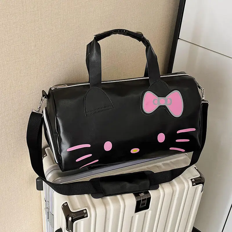 Милая дорожная сумка Hello Kitty с мультяшным принтом, вместительная сумка-тоут с бантом, декорированная котенком, на плечо, через плечо, для фитнеса и спорта
Милая дорожная сумка Hello Kitty с мультяшным принтом, вместительная сумка-тоут с бантом, декорированная котенком, на плечо, через плечо, для фитнеса и спорта