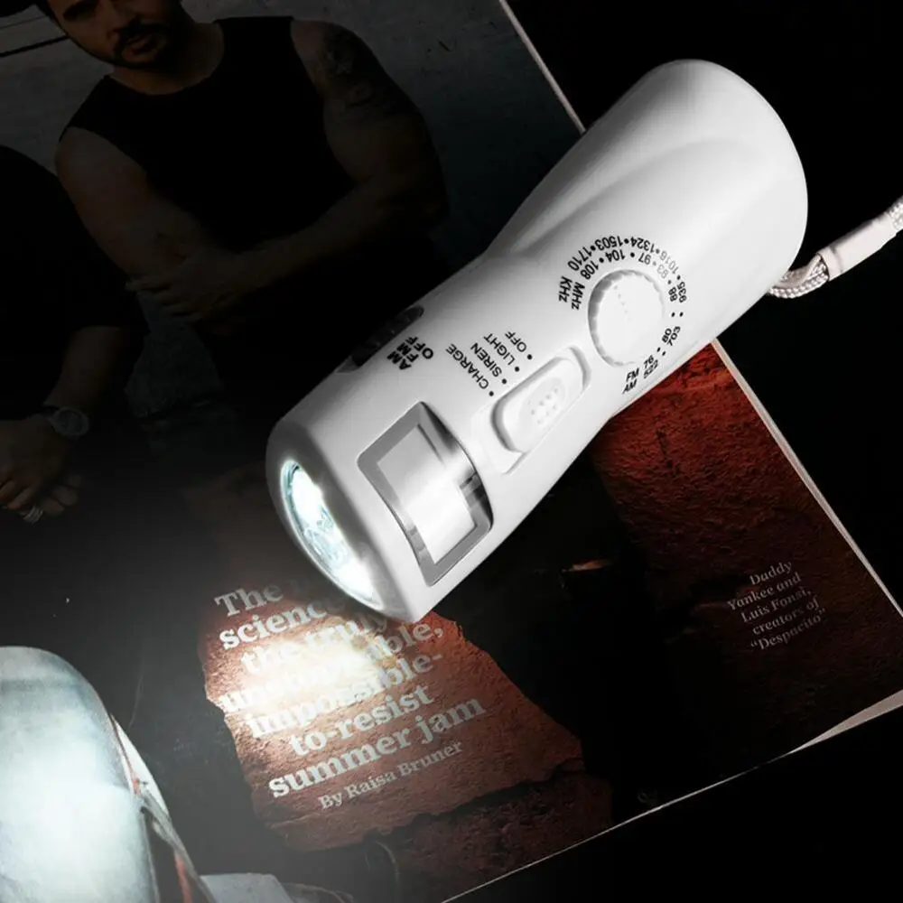 Экстренный Ручной Динамо-двигатель Usb 5 в постоянного тока многофункциональный отличный источник света сверхъяркий портативный подходит для путешествий
Экстренный Ручной Динамо-двигатель Usb 5 в постоянного тока многофункциональный отличный источник света сверхъяркий портативный подходит для путешествий