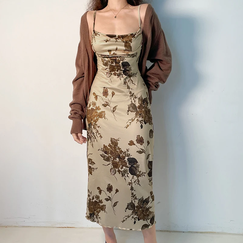 Women's Retro Floral Print Bodycon Dress Sleeveless Spaghetti Strap Ruched Square Neck Lonh Dress for Summer Dress Holiday Dress
Women's Retro Floral Print Bodycon Dress Sleeveless Spaghetti Strap Ruched Square Neck Lonh Dress for Summer Dress Holiday Dress