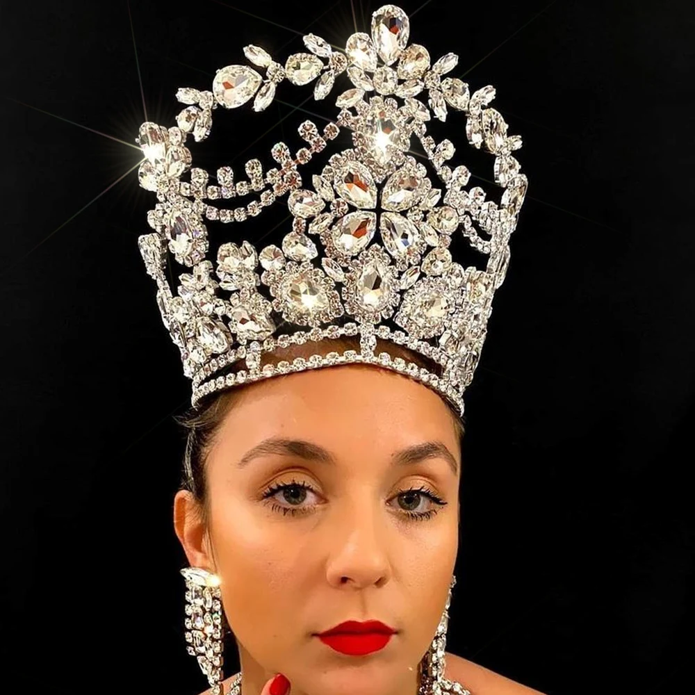 Stonefans Ins Exaggerated Large Rhinestone Crown Headpiece for Women Luxury Jewelry Bling Bridal Tiara Crown Hair Accessories
Stonefans Ins Exaggerated Large Rhinestone Crown Headpiece for Women Luxury Jewelry Bling Bridal Tiara Crown Hair Accessories