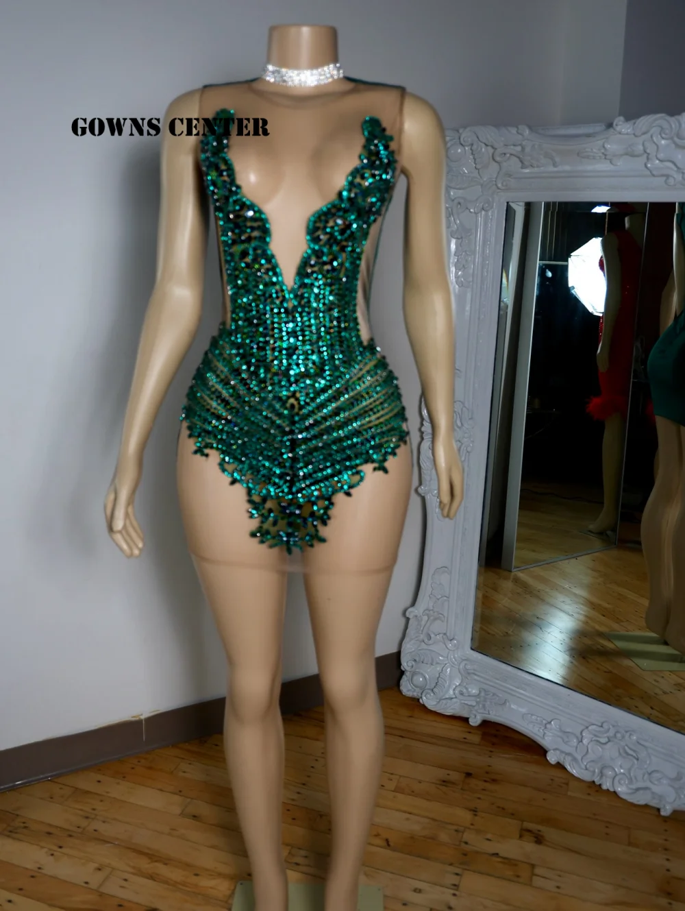 Green Rhinestones Mini Prom Dresses For Blackgirls Sexy Cute Cocktail Dress Homecoming Gowns robe de bal Customized
Green Rhinestones Mini Prom Dresses For Blackgirls Sexy Cute Cocktail Dress Homecoming Gowns robe de bal Customized