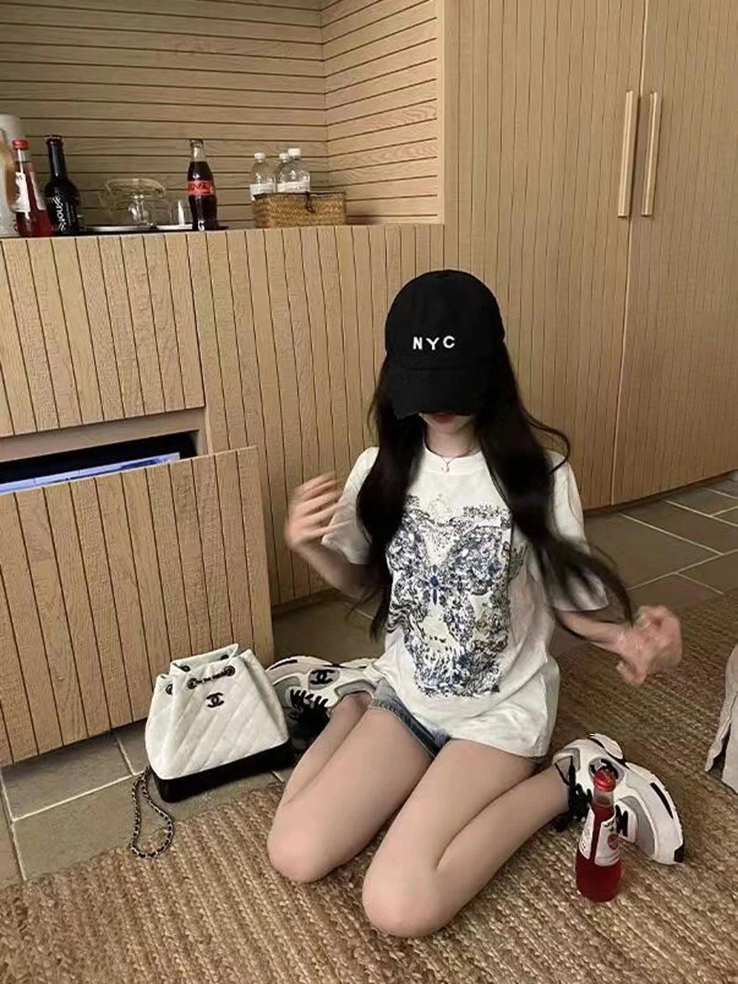 Ladies' Floral Short Sleeve T-Shirt Loose Fit Heavy Embroidery Slimming Top round Neckline Spring 2026 New Design
Ladies' Floral Short Sleeve T-Shirt Loose Fit Heavy Embroidery Slimming Top round Neckline Spring 2026 New Design