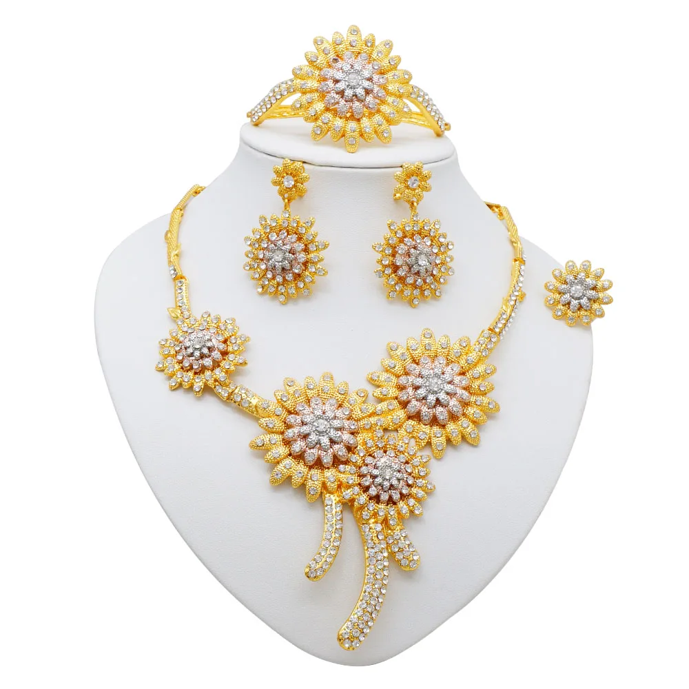 African Dubai 24k Gold Plated Choker Large Necklace Jewelry Set For Women Bridal Wedding Crystal Bracelet Earrings Jewelry Set
African Dubai 24k Gold Plated Choker Large Necklace Jewelry Set For Women Bridal Wedding Crystal Bracelet Earrings Jewelry Set