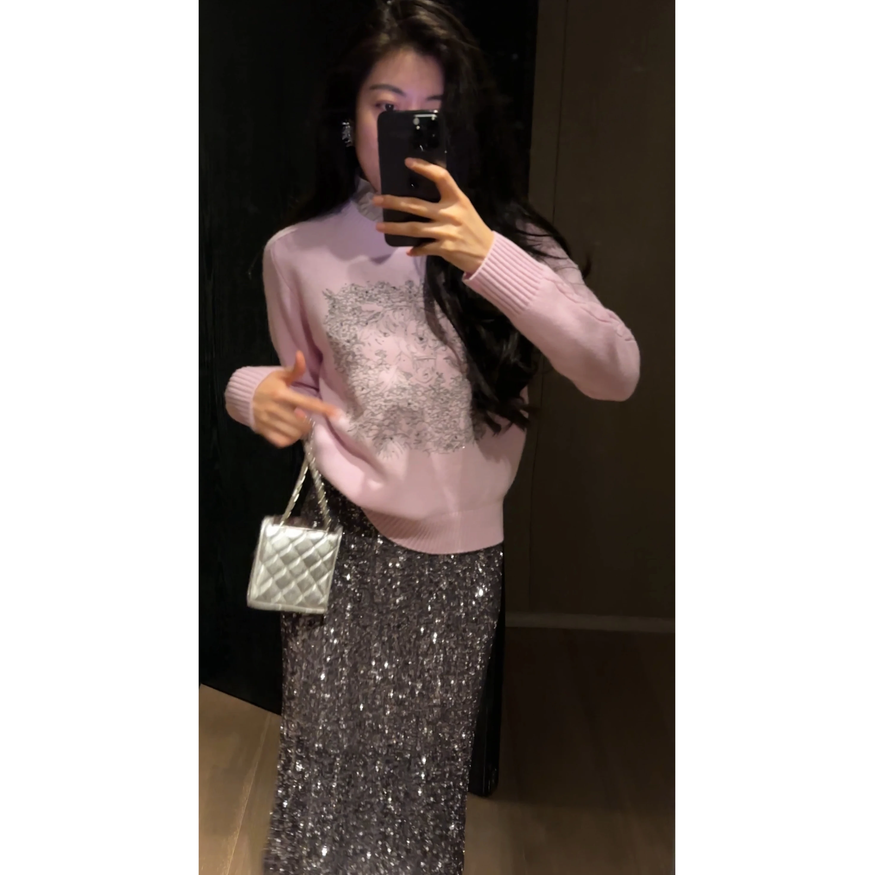 NCOU Nie Kou 2025 Winter New Design Embroidered Flower ort round Ne Sweater Versatile Year Knitwear for Women
NCOU Nie Kou 2025 Winter New Design Embroidered Flower ort round Ne Sweater Versatile Year Knitwear for Women