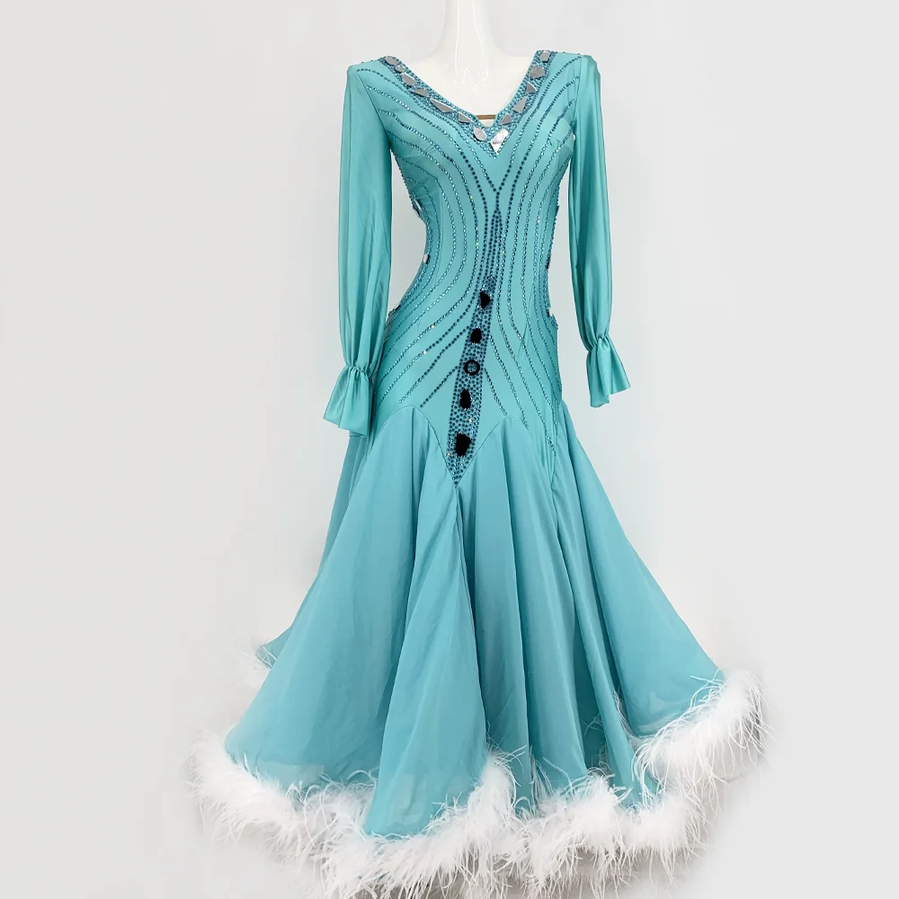 Новинка 2026: Изысканный костюм для вальса Waltz Wear – современное сценическое платье с большим подолом, высококачественный костюм для фигурного катания для девочек
Новинка 2026: Изысканный костюм для вальса Waltz Wear – современное сценическое платье с большим подолом, высококачественный костюм для фигурного катания для девочек