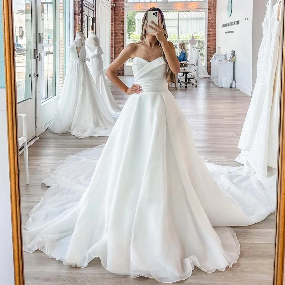 Simple Strapless Wedding Dress For Woman 2025 Bride Sleeveless A-line Sweep Train Vestido De Casamento Customized
Simple Strapless Wedding Dress For Woman 2025 Bride Sleeveless A-line Sweep Train Vestido De Casamento Customized