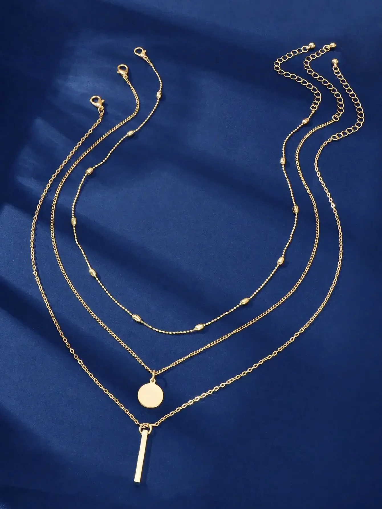 3pcs/Set New Fashionable Gold Multi-Layer Chain Circle Pendant Necklace, Jewelry Accessories For Women Party And Daily Wear
3pcs/Set New Fashionable Gold Multi-Layer Chain Circle Pendant Necklace, Jewelry Accessories For Women Party And Daily Wear