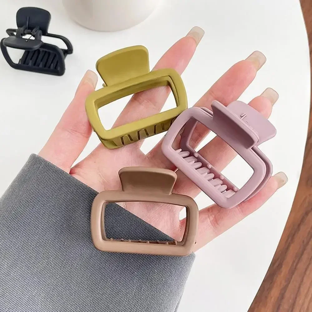 Korean Fashion Women's Square Hair Claw Clip Lightweight Matte Mini Hair Crabs Girls Hairpins for Thin Hair Accessories
Korean Fashion Women's Square Hair Claw Clip Lightweight Matte Mini Hair Crabs Girls Hairpins for Thin Hair Accessories