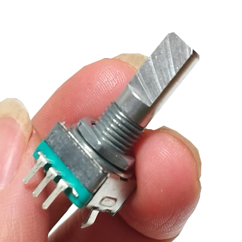 5 pcs EC11 360 Rotary 20 Digital Potentiomter half shaft 20mm Rotary Encoder not switch 3 pin encoder feet
5 pcs EC11 360 Rotary 20 Digital Potentiomter half shaft 20mm Rotary Encoder not switch 3 pin encoder feet