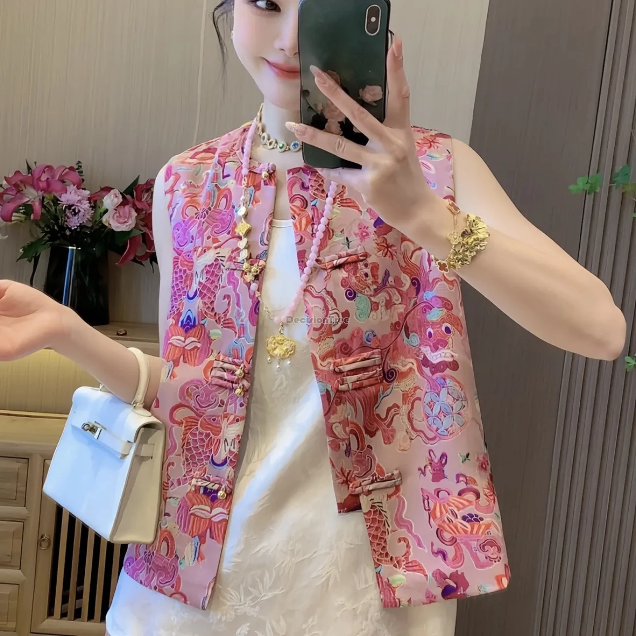2025 new chinese national casual style cheongsam button printed summer women waistcoat sleeveless stand collar tang suit vest t1
2025 new chinese national casual style cheongsam button printed summer women waistcoat sleeveless stand collar tang suit vest t1