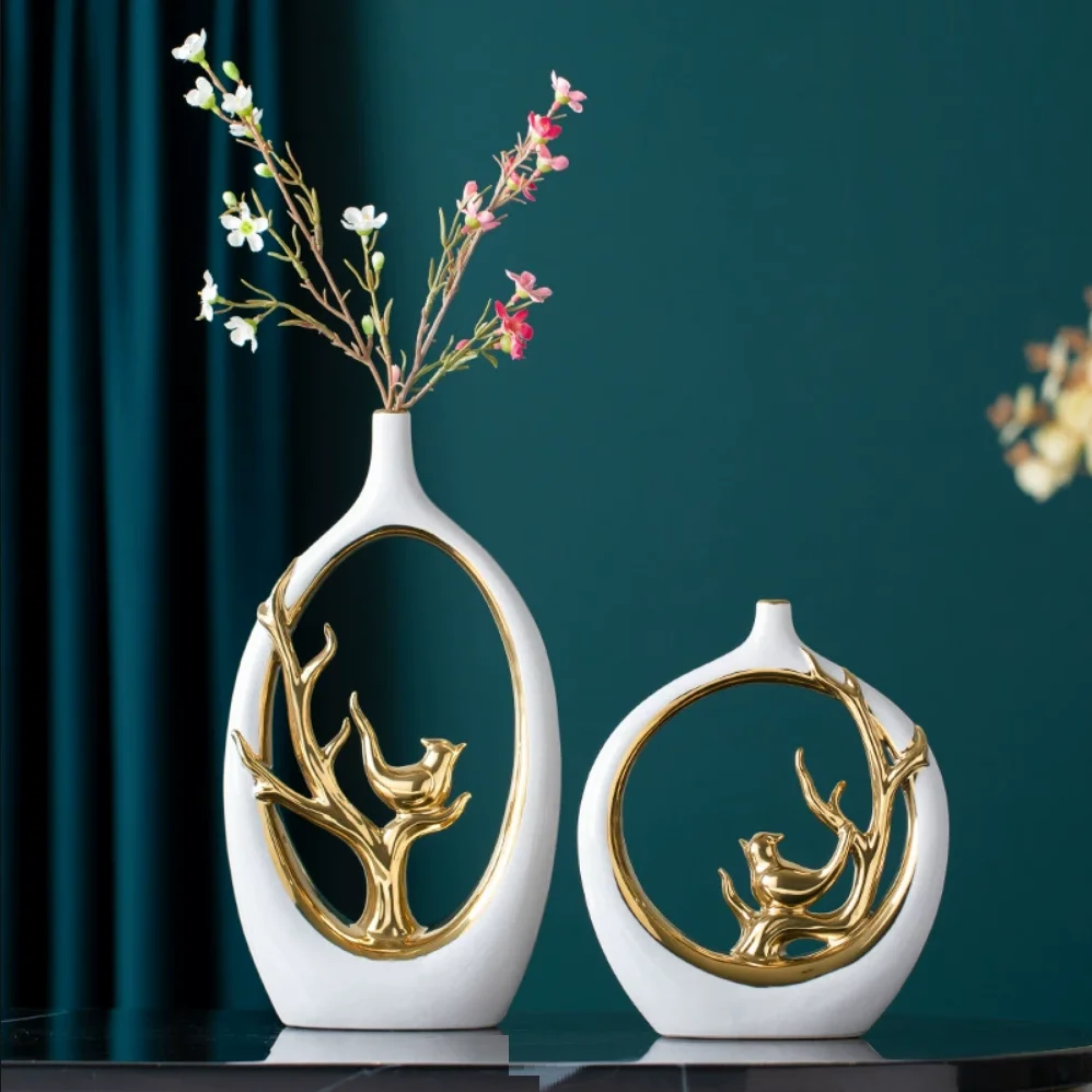 Light luxury ceramic vase, home desktop, living room, wine cabinet, TV, creative and simple decoration
Light luxury ceramic vase, home desktop, living room, wine cabinet, TV, creative and simple decoration
