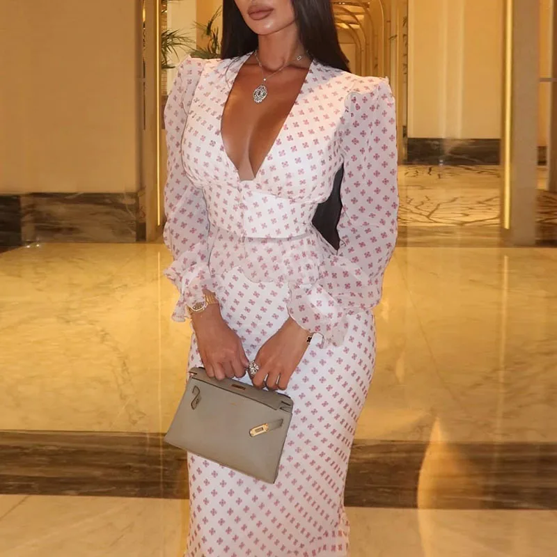 Fashion Print Slim Bodycon Women's Suit Sexy Deep V Neck Long Sleeve Top & Ruffle Maxi Skirt Outfit Casual Streetwear Ladies Set
Fashion Print Slim Bodycon Women's Suit Sexy Deep V Neck Long Sleeve Top & Ruffle Maxi Skirt Outfit Casual Streetwear Ladies Set