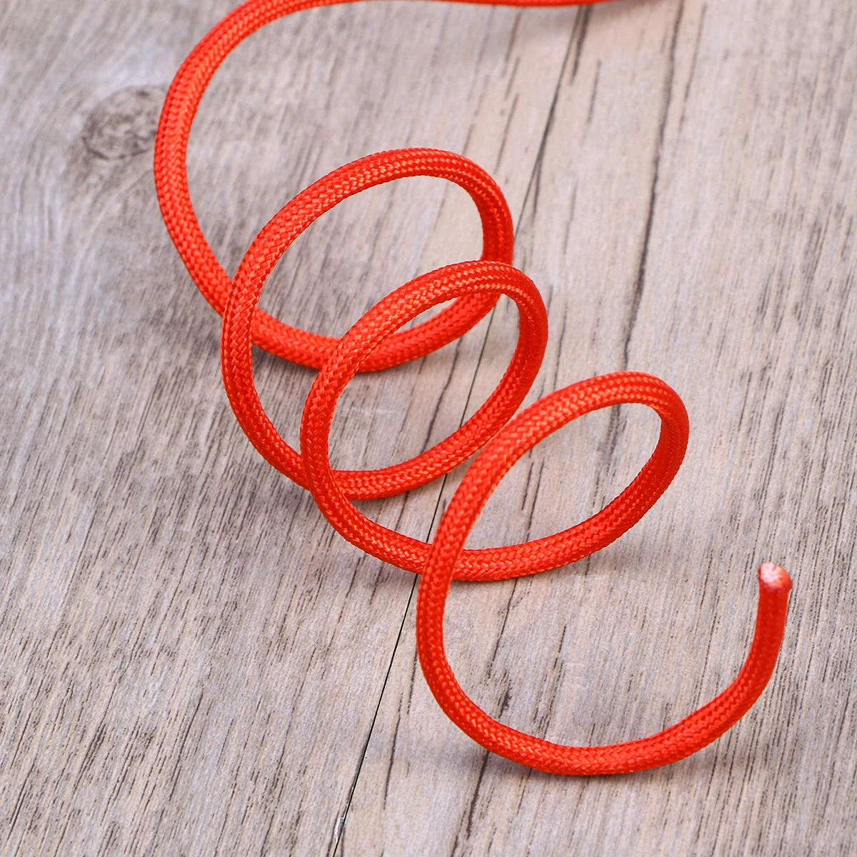 Parachute Rope Tourist Cord 2mm Paracorde Hiking 550 4mm Camping Climbing Survival Outdoor Lightweight
Parachute Rope Tourist Cord 2mm Paracorde Hiking 550 4mm Camping Climbing Survival Outdoor Lightweight