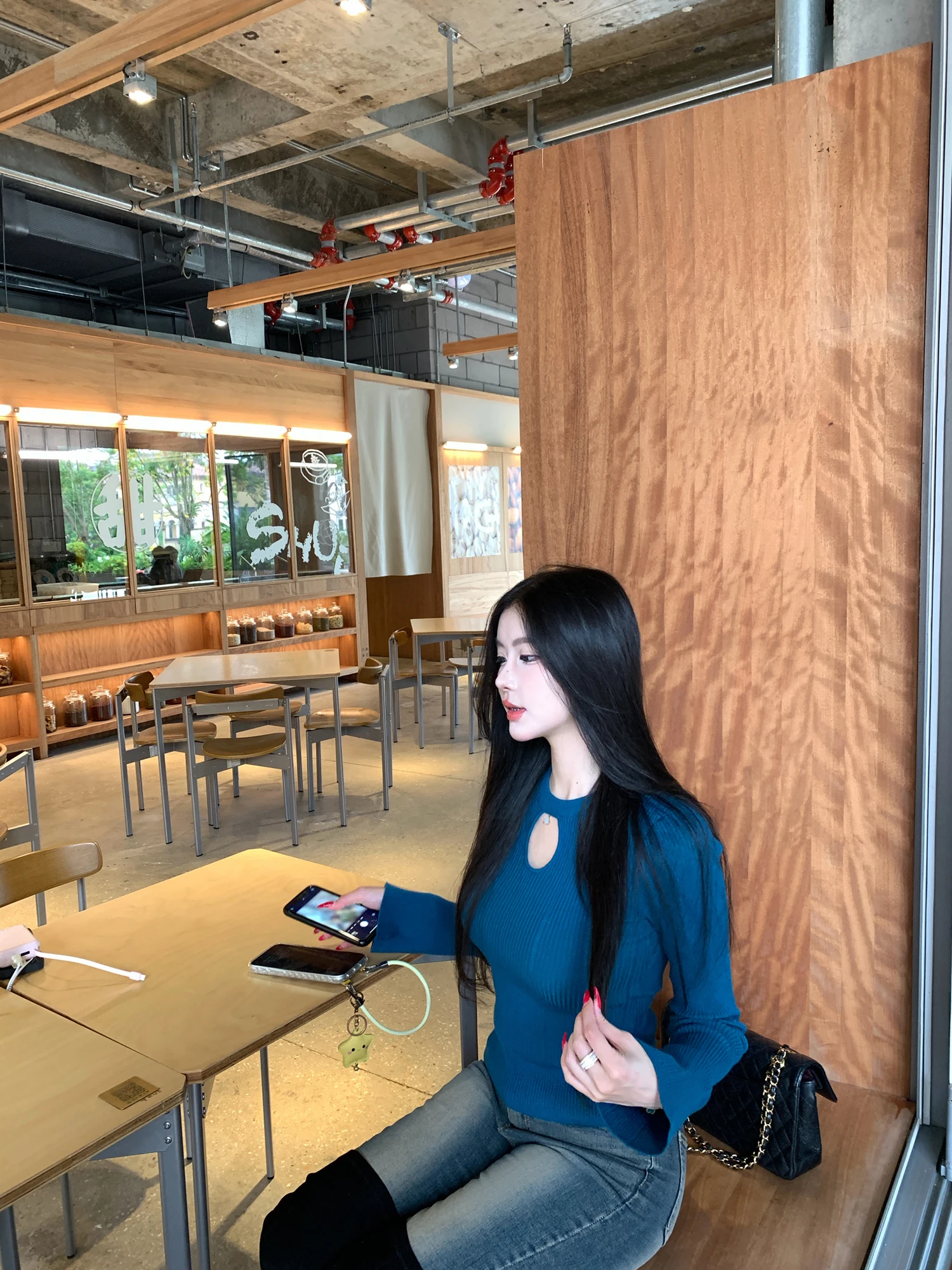 Ele round Ne Long Sve Knitted Top for Women in Autumn Winter Soft Polyester Nylon Rayon Hollow out Slim Fit Casual S...
Ele round Ne Long Sve Knitted Top for Women in Autumn Winter Soft Polyester Nylon Rayon Hollow out Slim Fit Casual S...