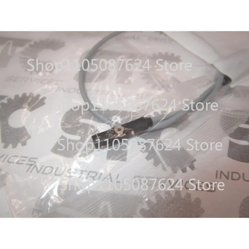 SMT-8M-A-PS-24V-E-0,3-M8D Genuine For Festo 574334 Proximity Switch FAST SHIPPING
SMT-8M-A-PS-24V-E-0,3-M8D Genuine For Festo 574334 Proximity Switch FAST SHIPPING