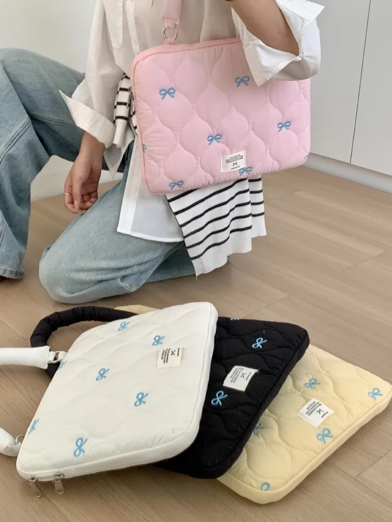 Bowknot Design Laptop Handbag Multifunctional Shockproof Carry Bag for 13 to 15.6 Inch Notebook
Bowknot Design Laptop Handbag Multifunctional Shockproof Carry Bag for 13 to 15.6 Inch Notebook