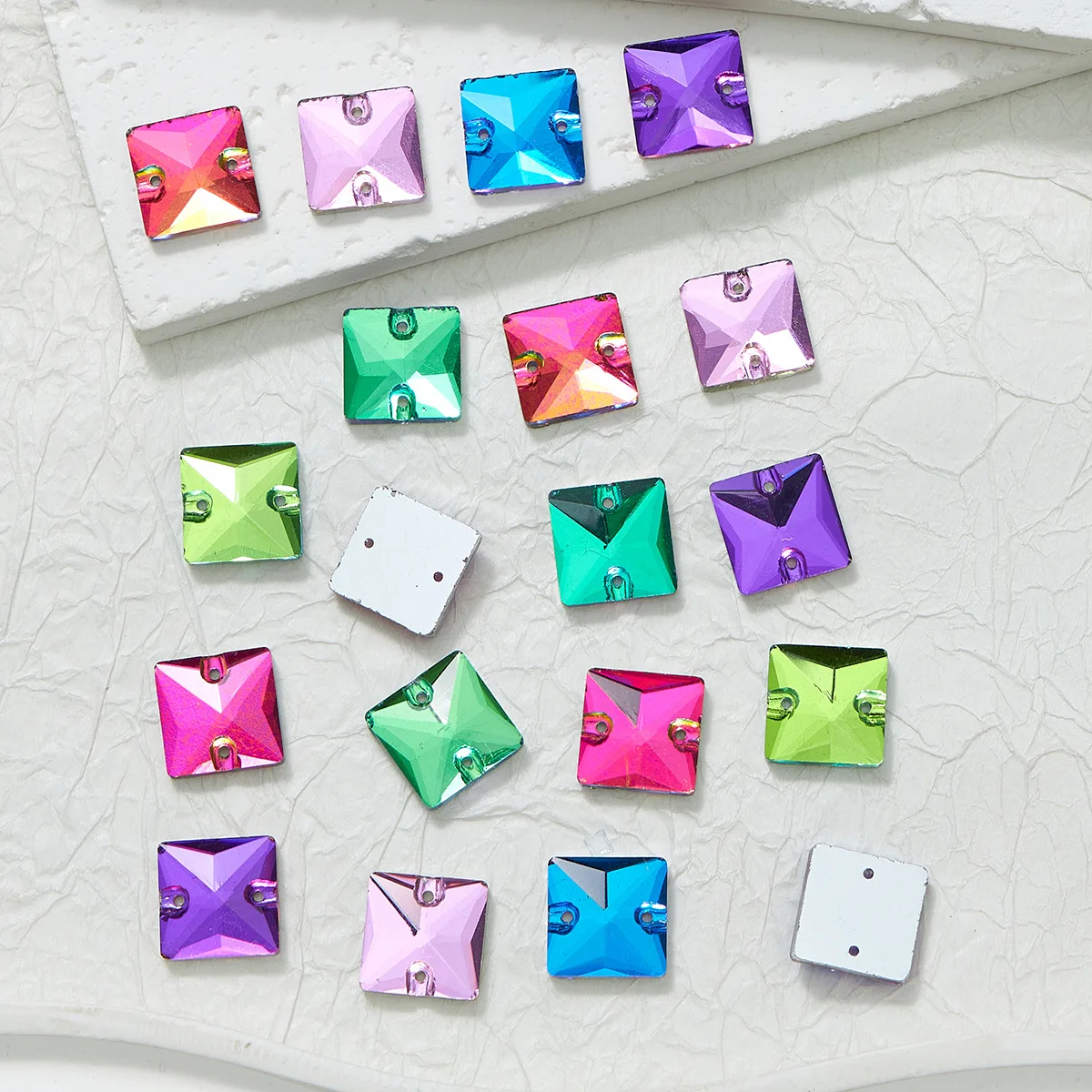 All Size Crystal Rhinestone AB Square Flatback Clothing Shell Beads Wedding Accessories Are Used For Decoration And DIY 
All Size Crystal Rhinestone AB Square Flatback Clothing Shell Beads Wedding Accessories Are Used For Decoration And DIY