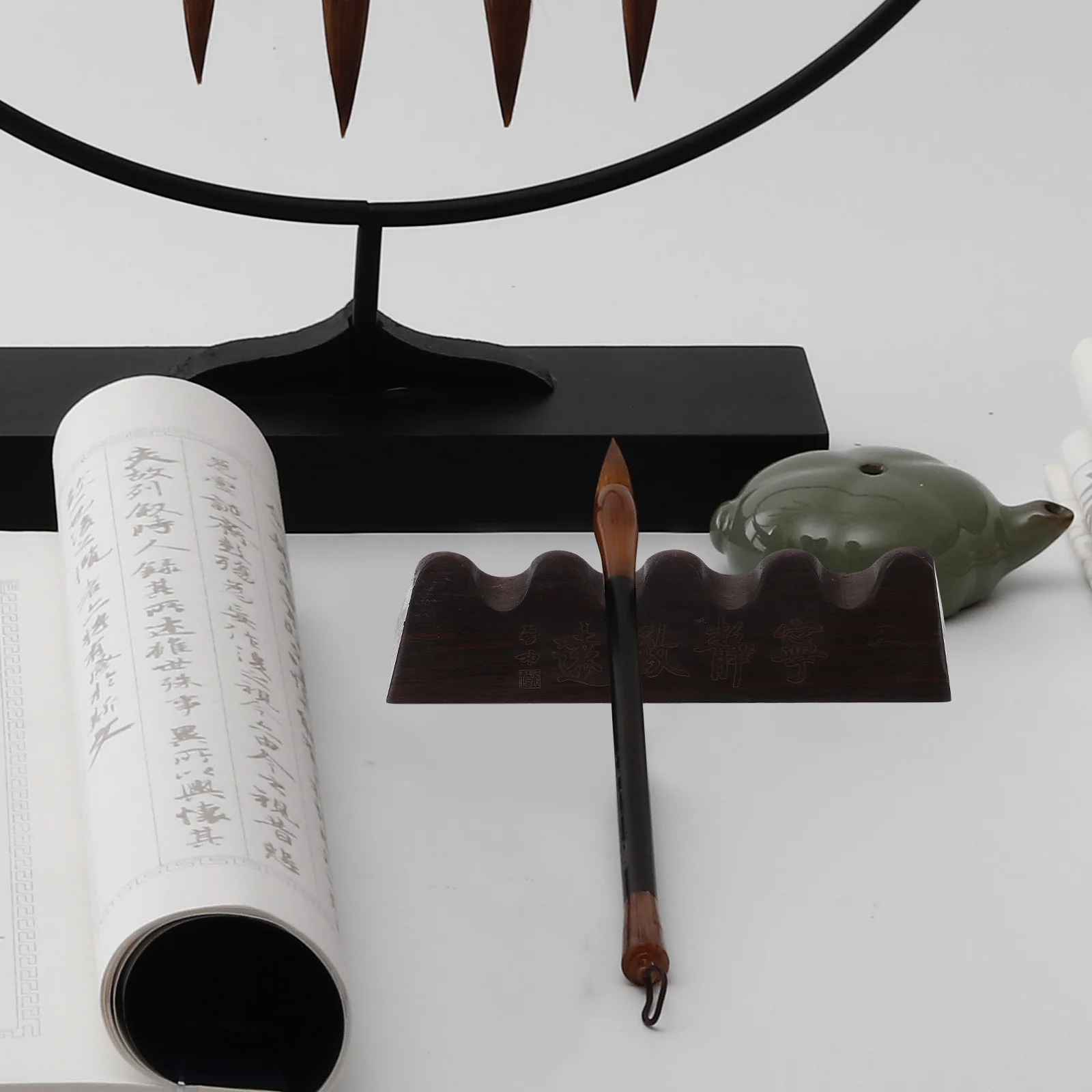 Slot Paintbrush Stand Wall-mounted Free-standing Detachable Wooden Desktop Storage Tool 1pcs Calligraphy Holder Pen Rack
Slot Paintbrush Stand Wall-mounted Free-standing Detachable Wooden Desktop Storage Tool 1pcs Calligraphy Holder Pen Rack