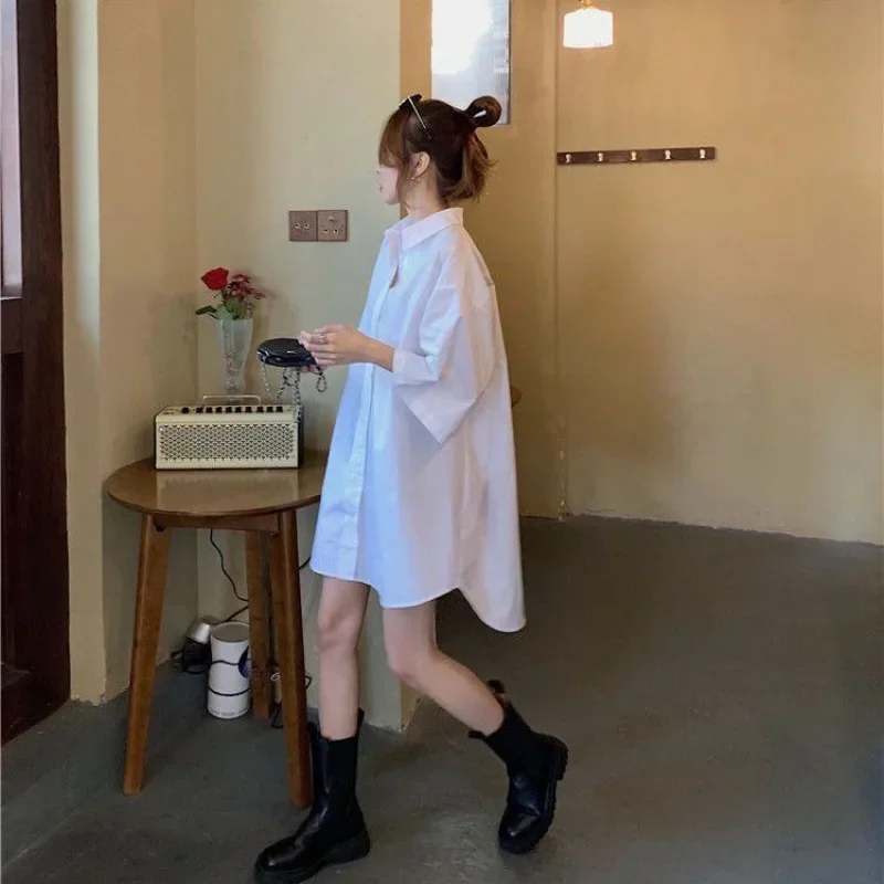 Fashion Short Sleeve Long Oversized Women's Shirt 2025 Summer Button Lapel Vintage Top Elegant and Youth Woman Blouses
Fashion Short Sleeve Long Oversized Women's Shirt 2025 Summer Button Lapel Vintage Top Elegant and Youth Woman Blouses