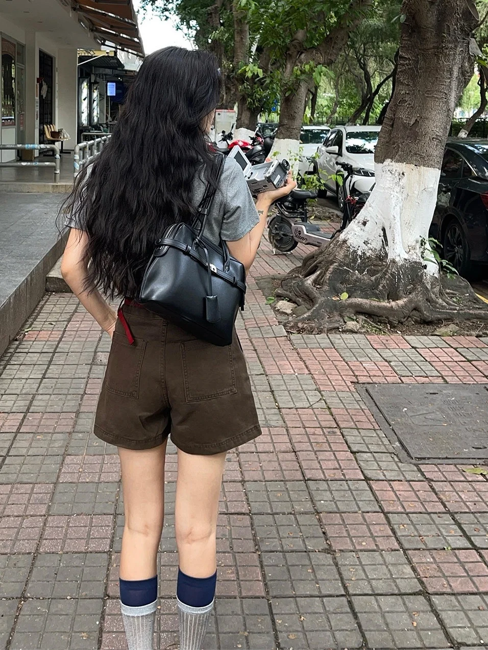 Retro Coffee Color Wide Leg Denim Shorts Women's Summer Loose Slim A-Line Straight Casual Hot Pants High Waist Jeans
Retro Coffee Color Wide Leg Denim Shorts Women's Summer Loose Slim A-Line Straight Casual Hot Pants High Waist Jeans